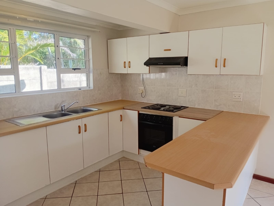 2 Bedroom Property for Sale in Beacon Bay North Eastern Cape